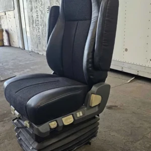 Freightliner Cascadia seat - Image 3