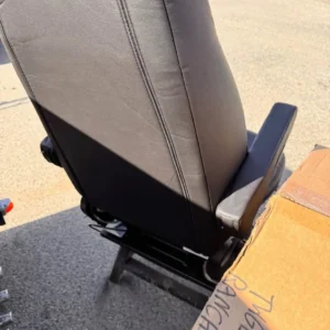 Bostrom new seats black leather,low base - Image 5