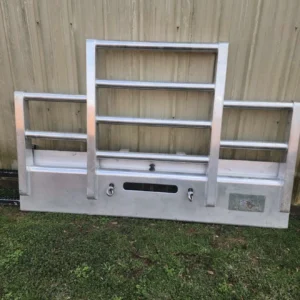 389 PETERBILT HERD BUMPER - Image 4