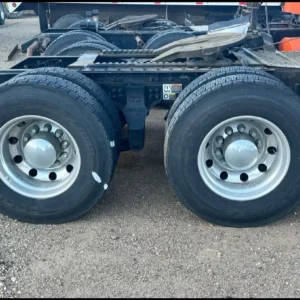 Kenworth cutoff clip - Image 1