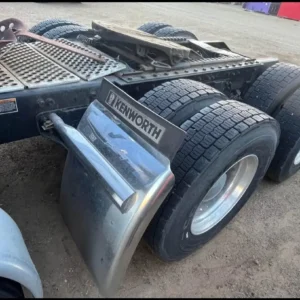 Kenworth cutoff clip - Image 4