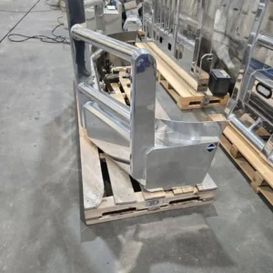 Herd Bumper for Peterbilt 384 and 386!!!! - Image 3