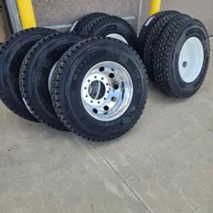 11R24.5 semi tires for SALE!!!! - Image 6