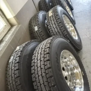 Kenworth style rims and MICHELIN tires - Image 4