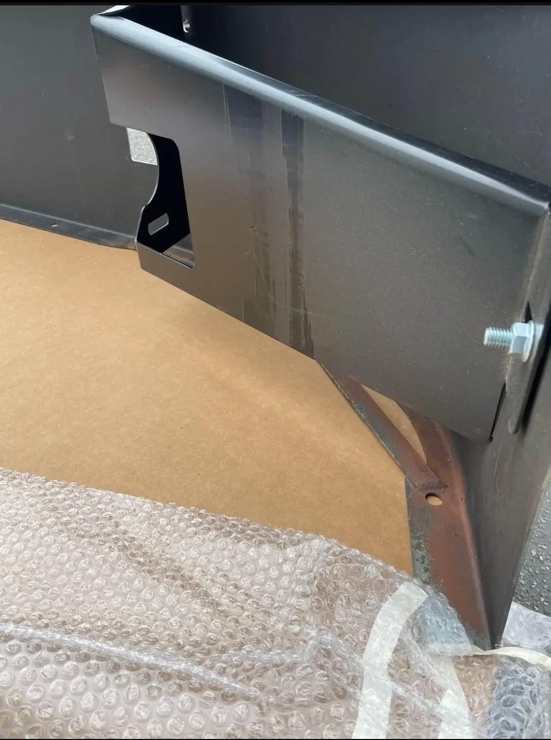 16” 386 peterbilt new bumper with bkts in the box - Image 3