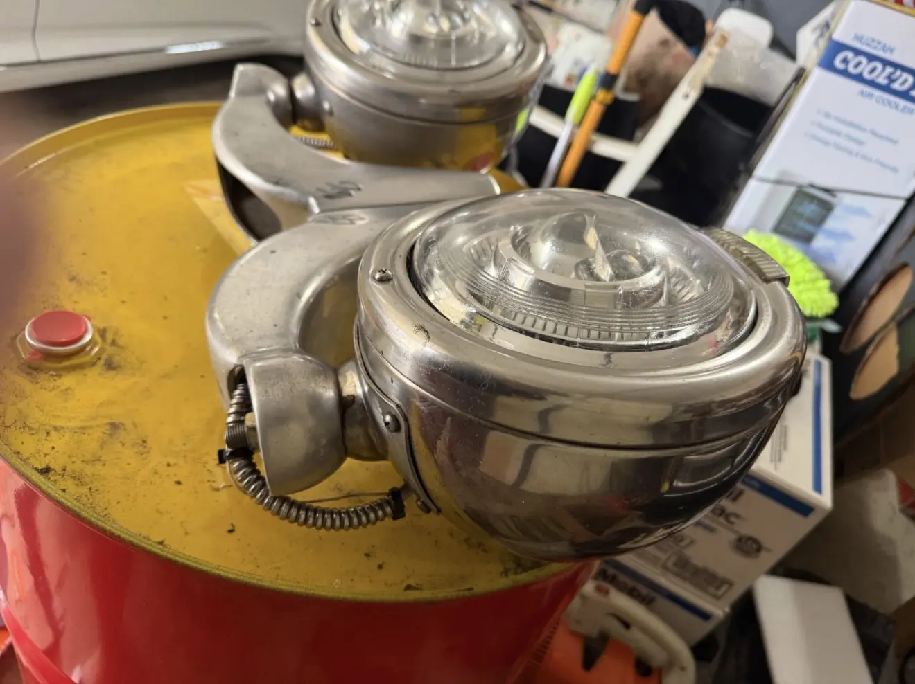 Peterbilt 7 Inch Round Chrome Headlights