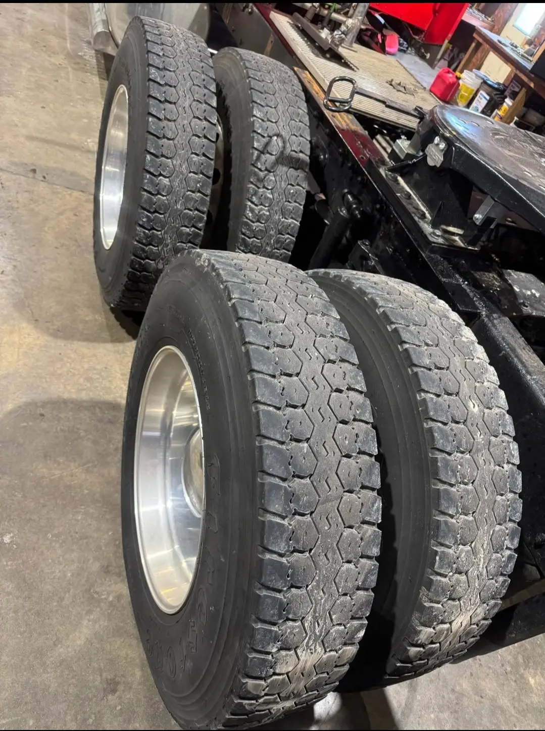 11R22.5 set of tires and wheels - Image 3