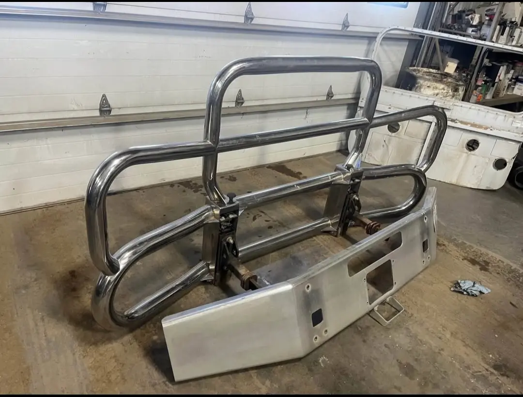 2020 T880 Grill Guard And Aluminum Bumper - Image 3
