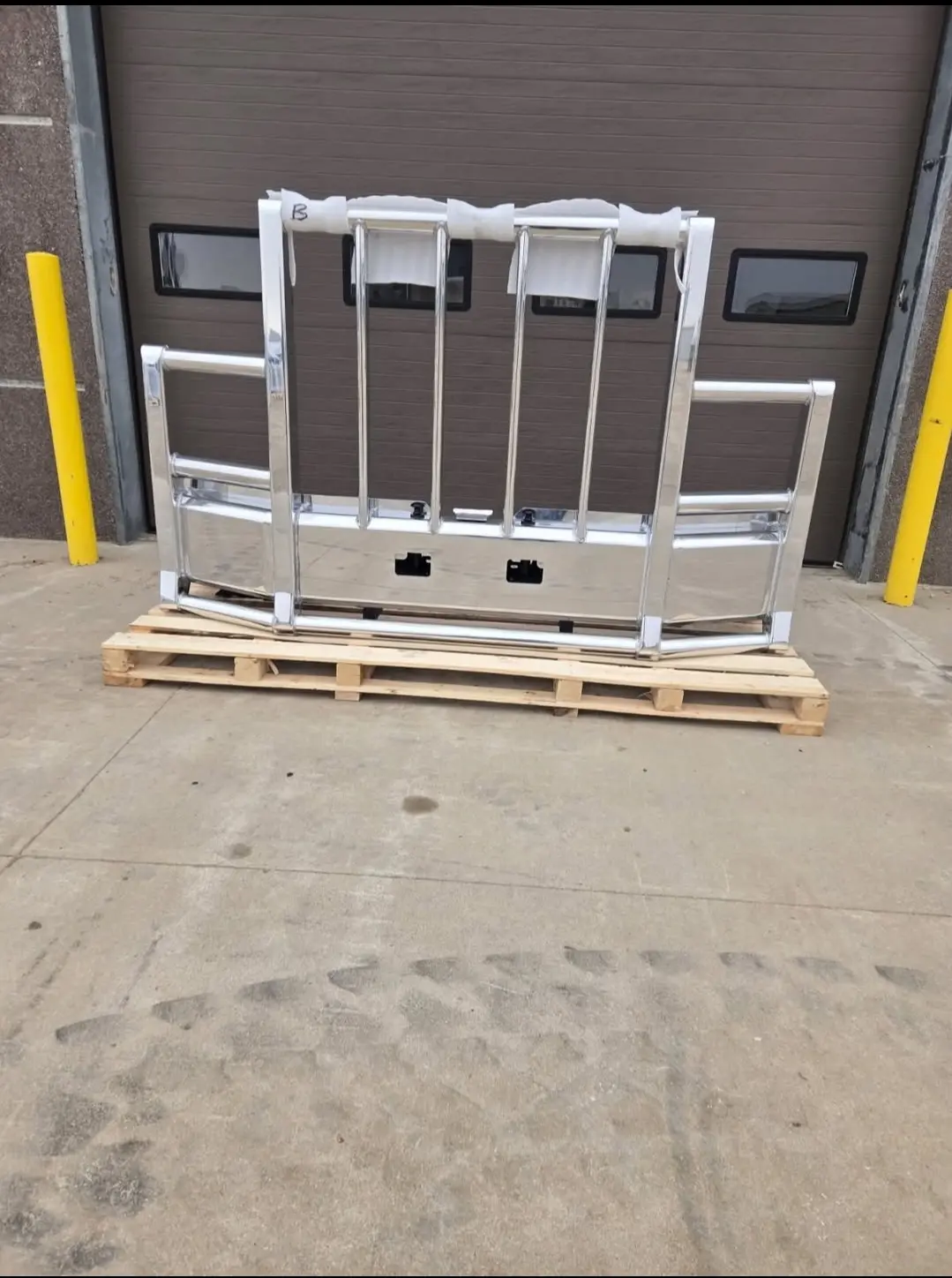 Herd Bumper for Kenworth T800 for SALE!!!! - Image 3