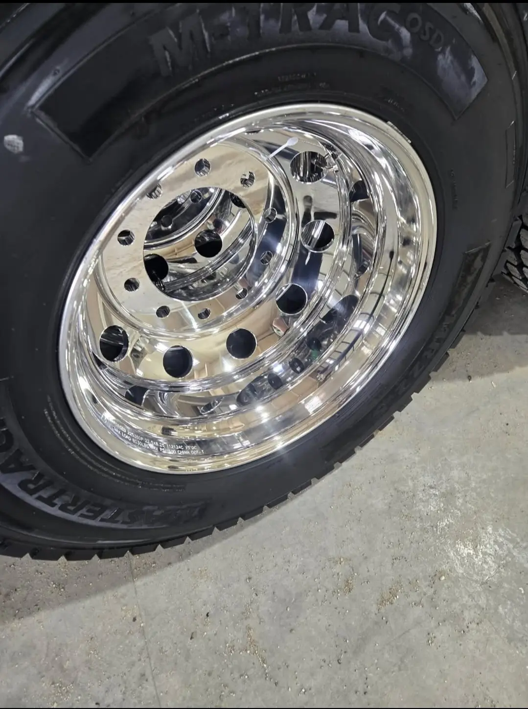 11R22.5 winter tires for Peterbilt Kenworth Volvo Mack Freightliner - Image 2